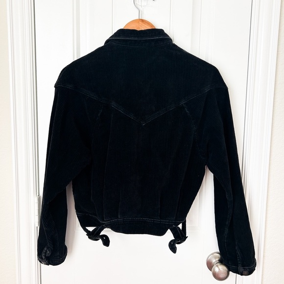 Brandy Melville Crop Zip Corduroy Jacket Size Medium - Picture 2 of 2